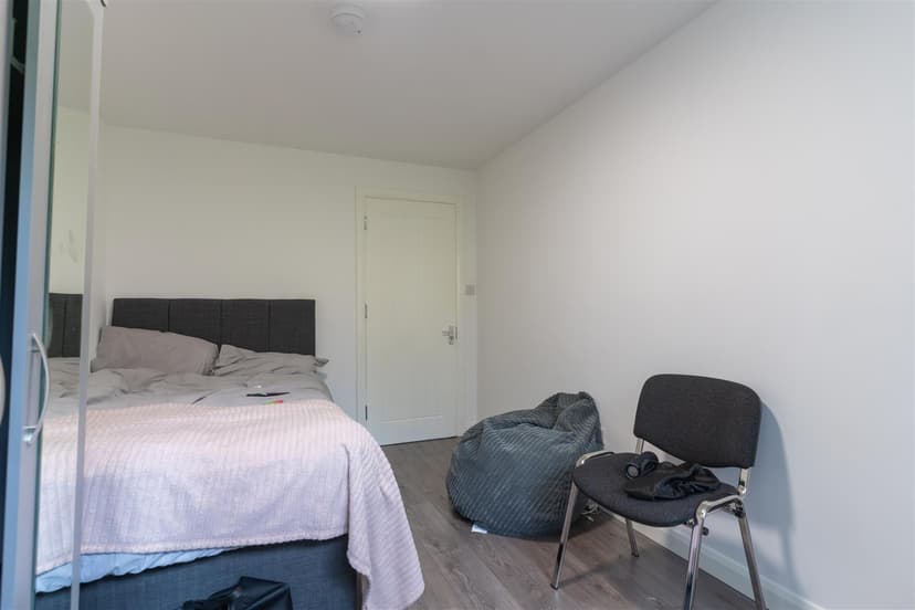 40, Roman Way - Image 16