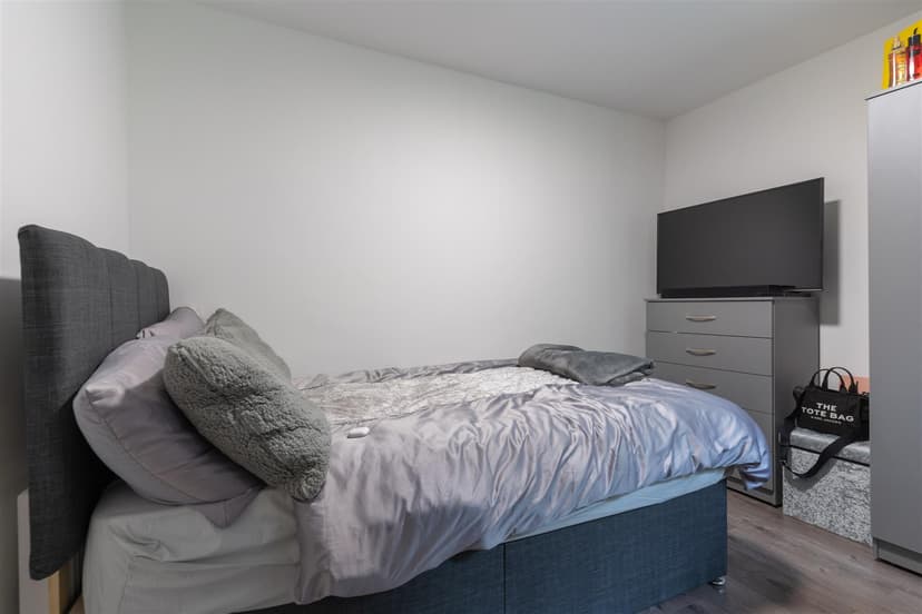 40, Roman Way - Image 12