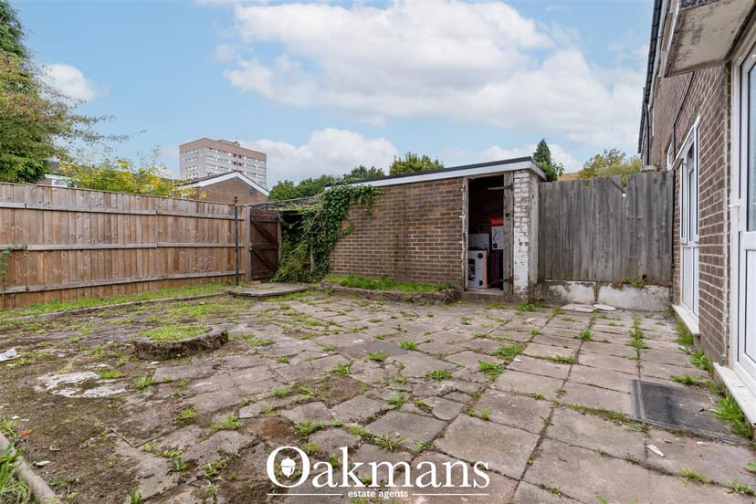 40, Roman Way - Image 2