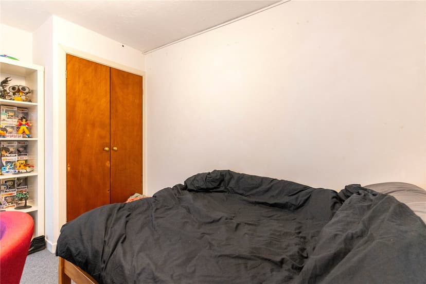 1, Exeter Road - Image 15