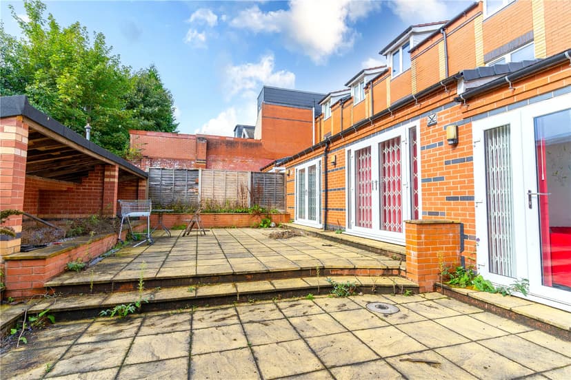 1, Exeter Road - Image 9