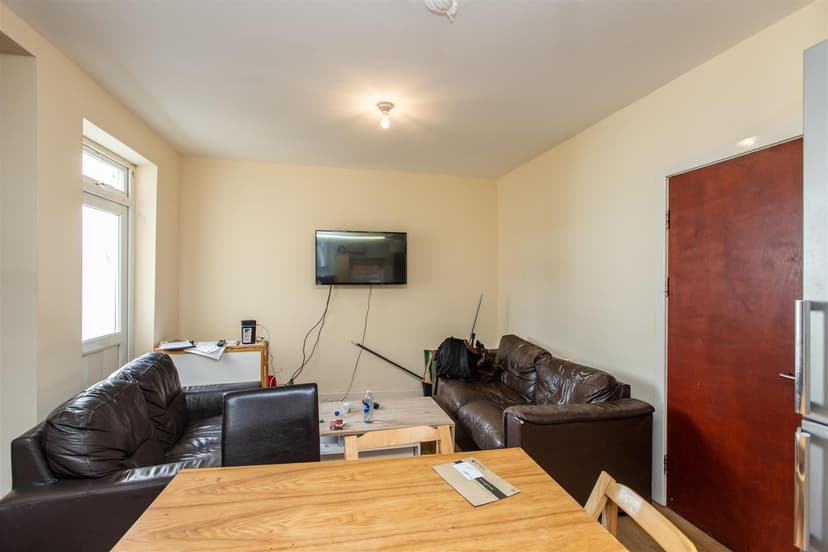 114, Bournbrook Road - Image 21