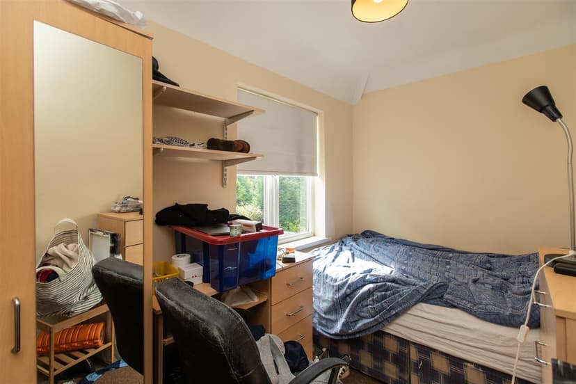 114, Bournbrook Road - Image 8