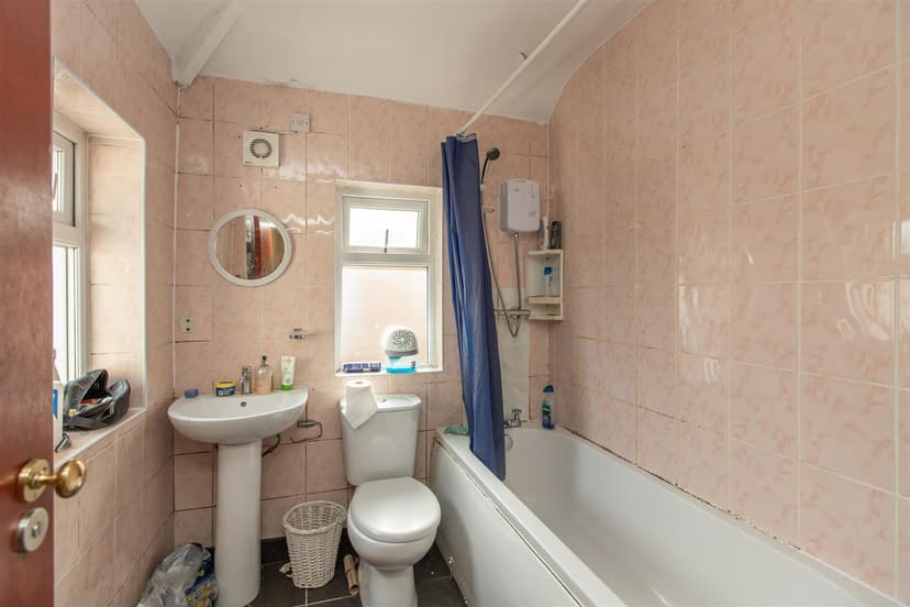 114, Bournbrook Road - Image 5