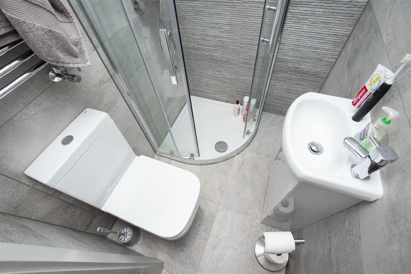 98, Raddlebarn Road - Image 4