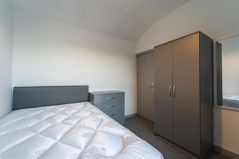 8, Dartmouth Road - Image 20