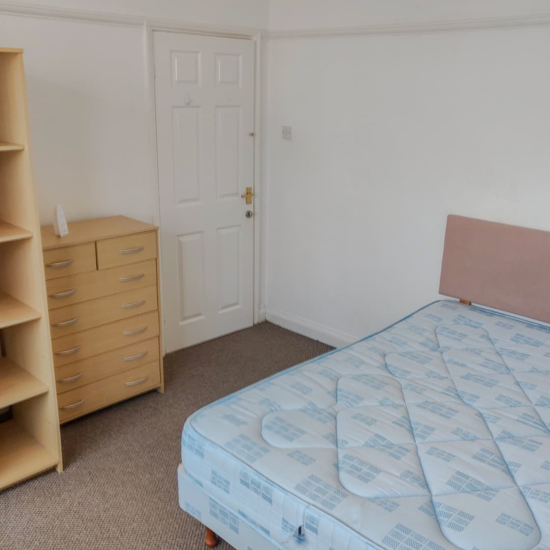 45, Landseer Road