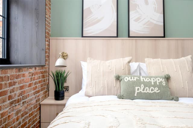 Button Factory - Premium, Millstone Lane - Image 5