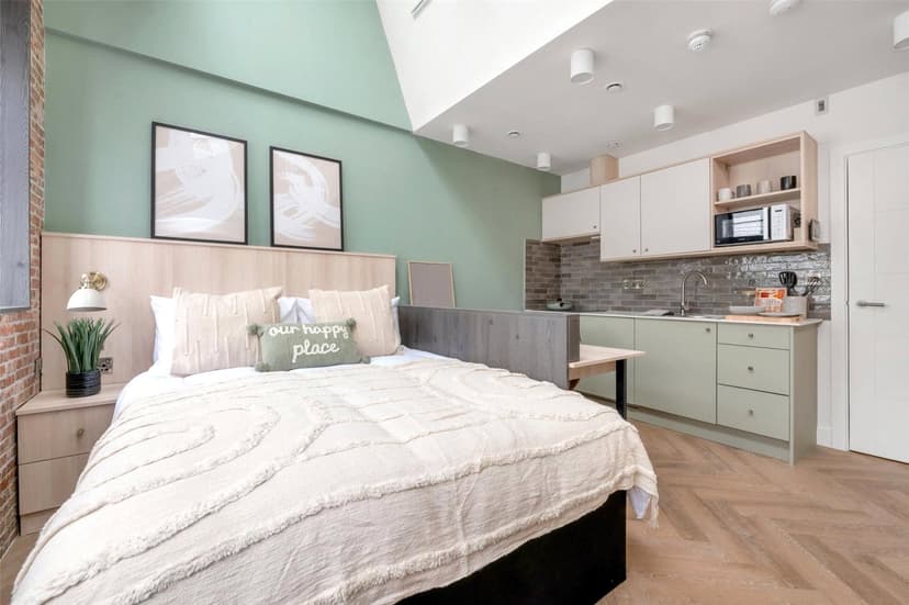 Button Factory - Deluxe, Millstone Lane - Image 7