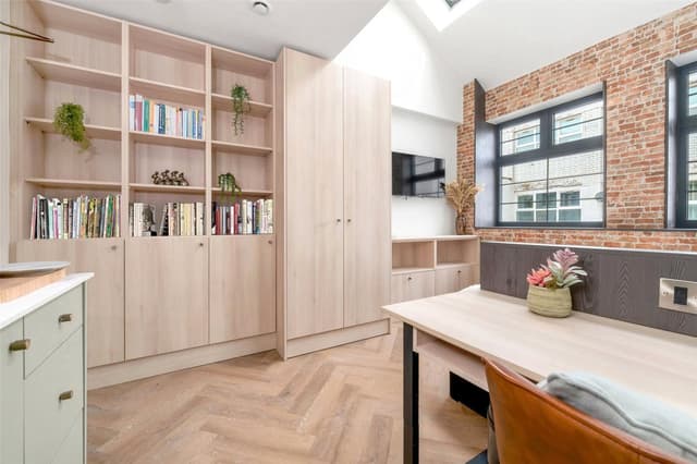 Button Factory - Deluxe, Millstone Lane - Image 5