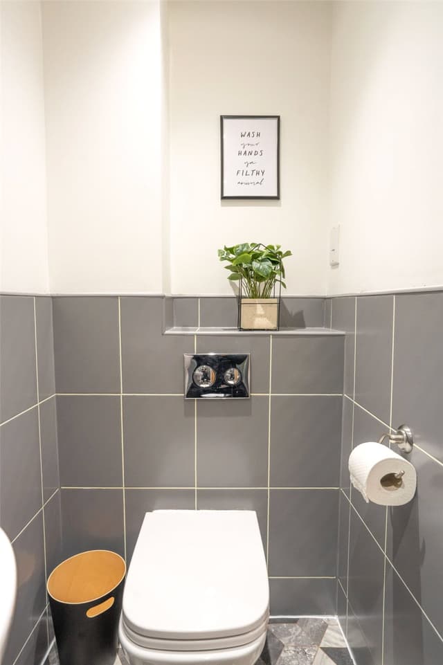 Studio, Hops House, Burns Street - Image 3