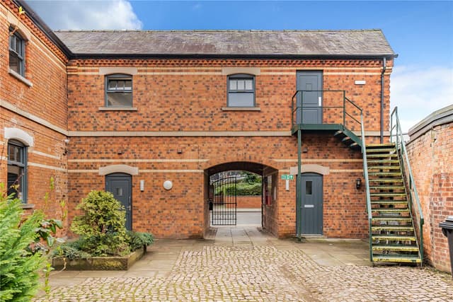 Bronze Studio, College Mews, LN1, College Mews - Image 1