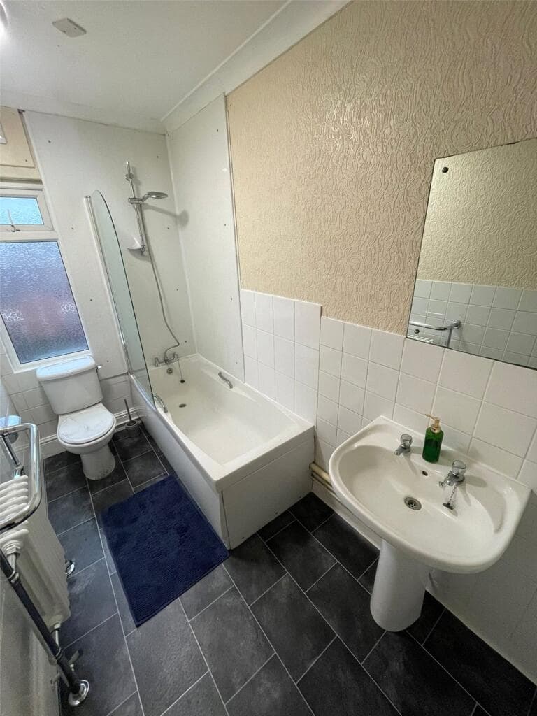 Tyndalls Park Road - Image 5