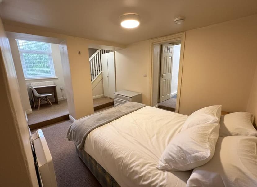 Cotham Hill - Image 1