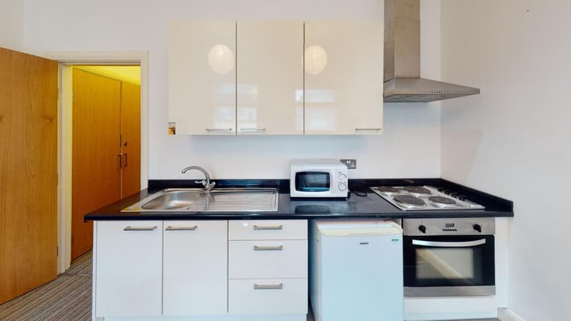 Carlton Chambers S15 - Image 2