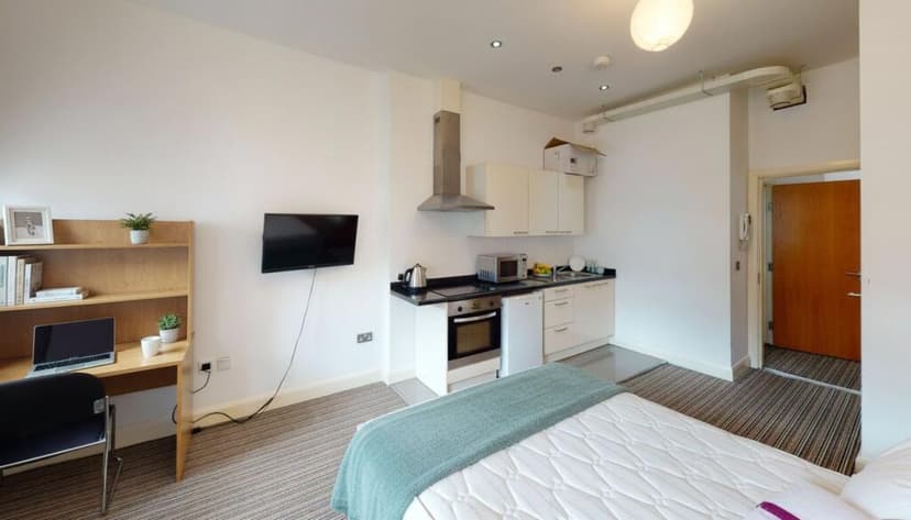 Carlton Chambers S16 (premier) - Image 4