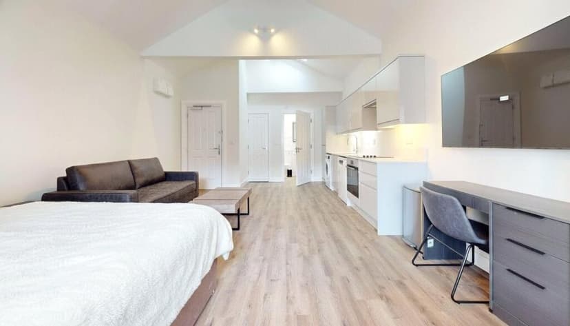 Clifton Lofts Apartments - Image 4