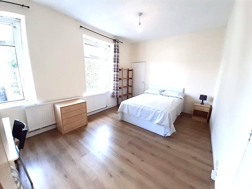 127 St Helens Avenue - Image 8