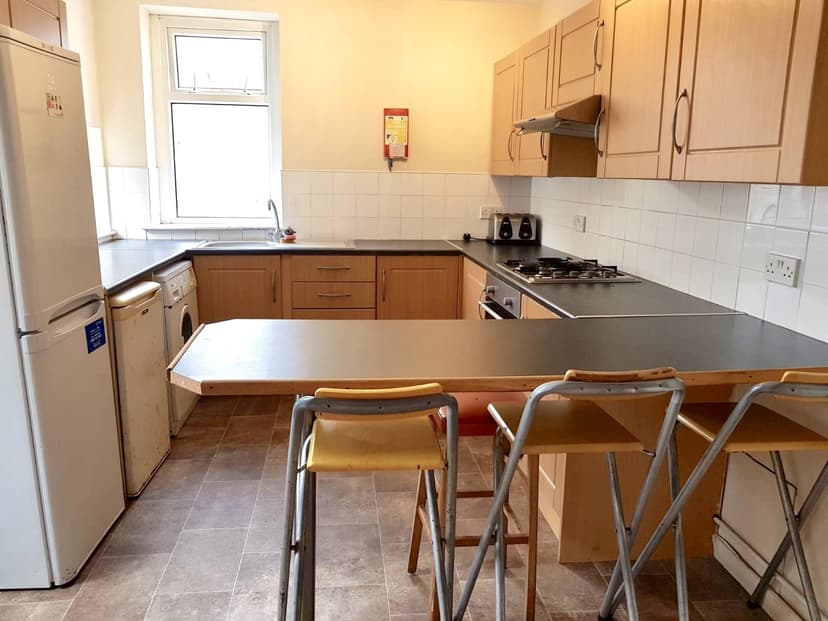 127 St Helens Avenue - Image 11