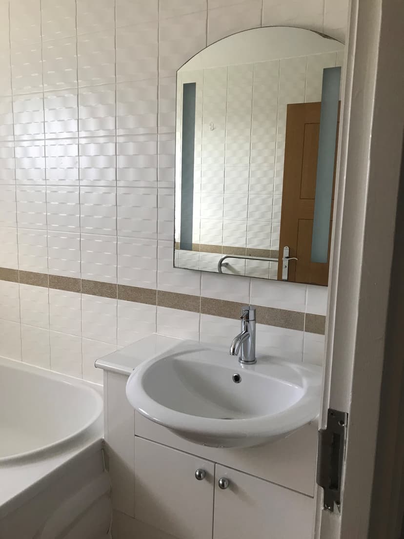 73 St Christophers Court - Image 8