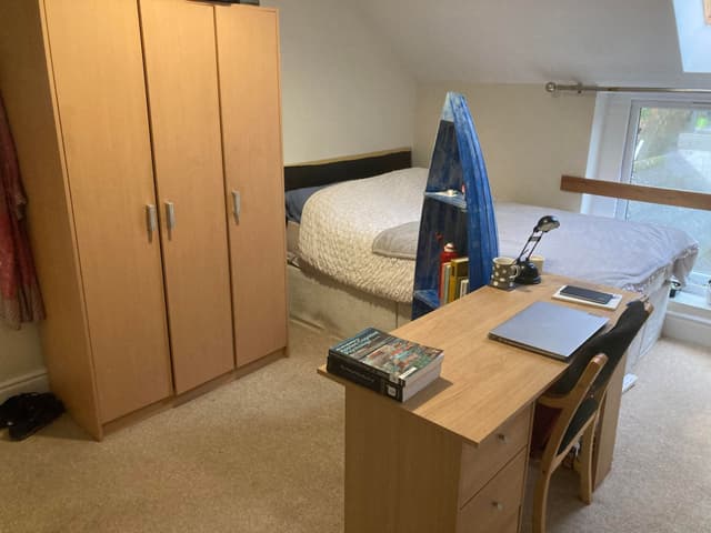 143 King Edwards Road - Image 5