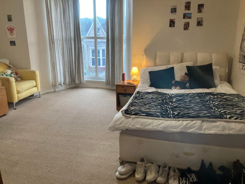 143 King Edwards Road - Image 7