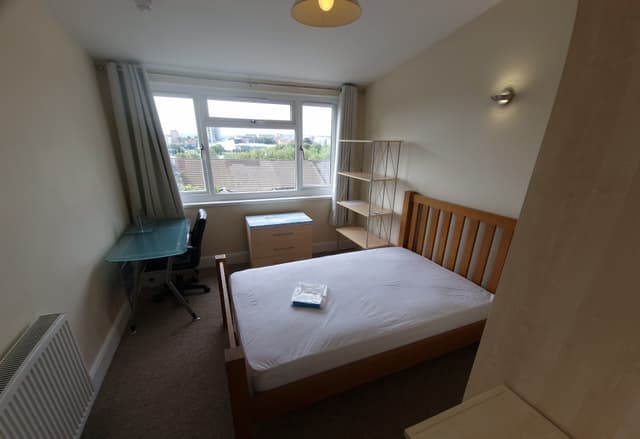 47  Kilvey Terrace - Image 3