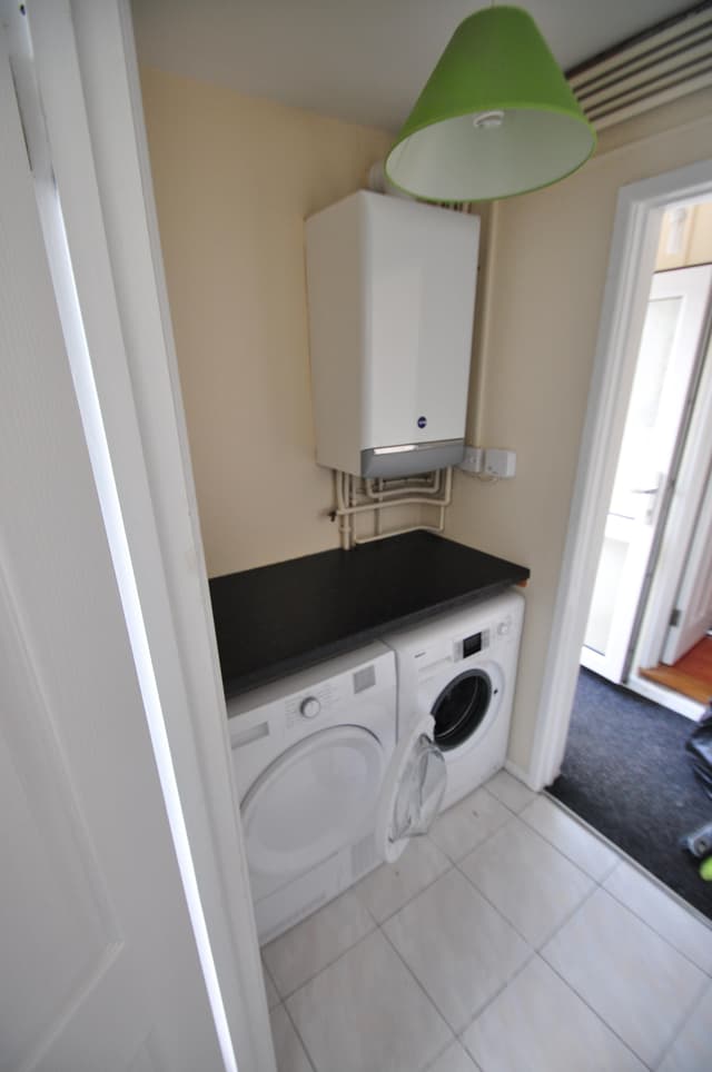 47  Kilvey Terrace - Image 10