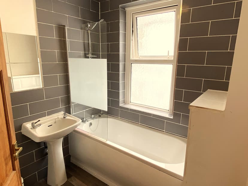 3 Oaklands Terrace - Image 16