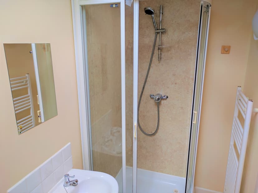 19 George Street - Image 6