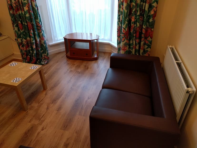 5 Argyle Street - Image 3