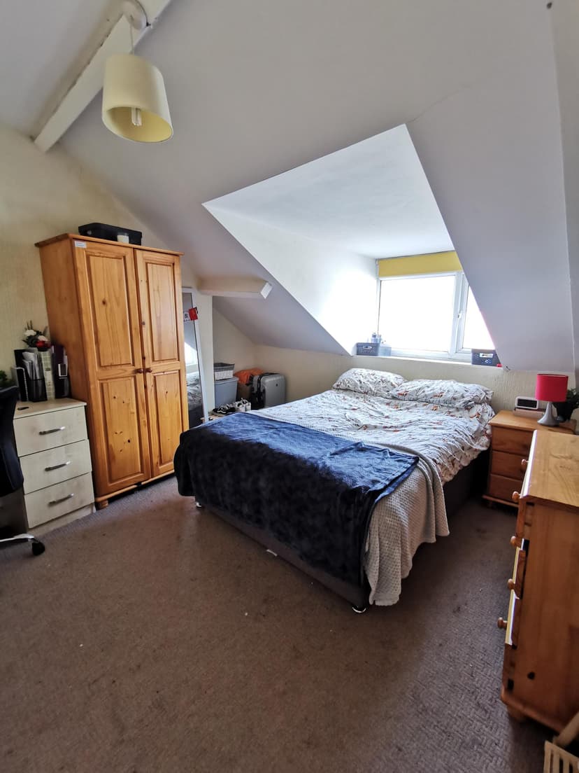 165 King Edwards Road - Image 7