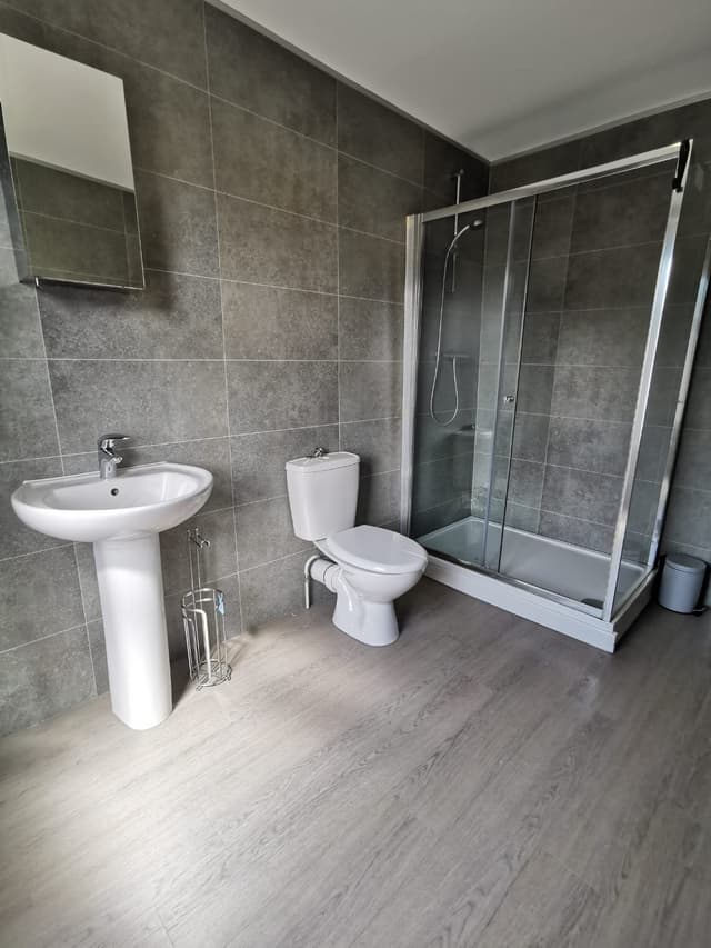 19 St Helens Avenue - Image 3