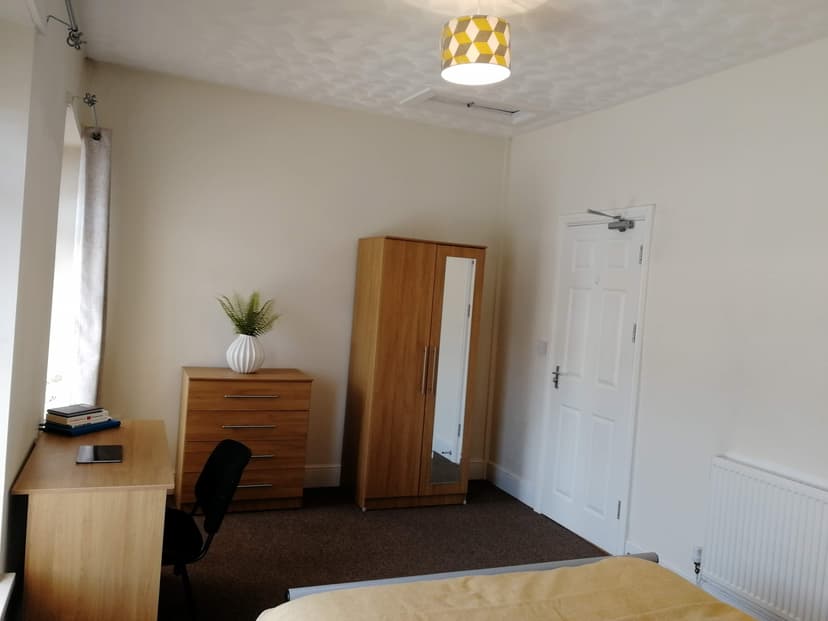 135 Danygraig Road - Image 5