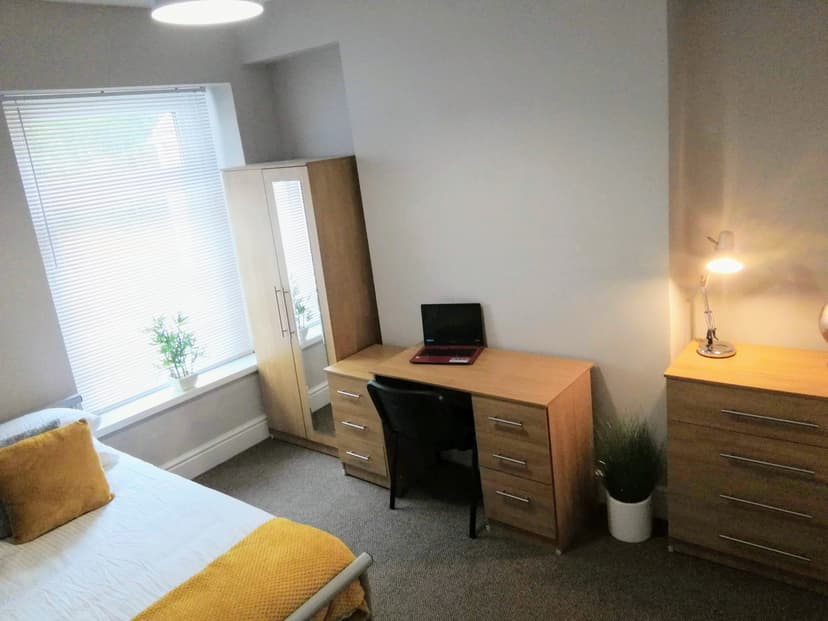 135 Danygraig Road - Image 7