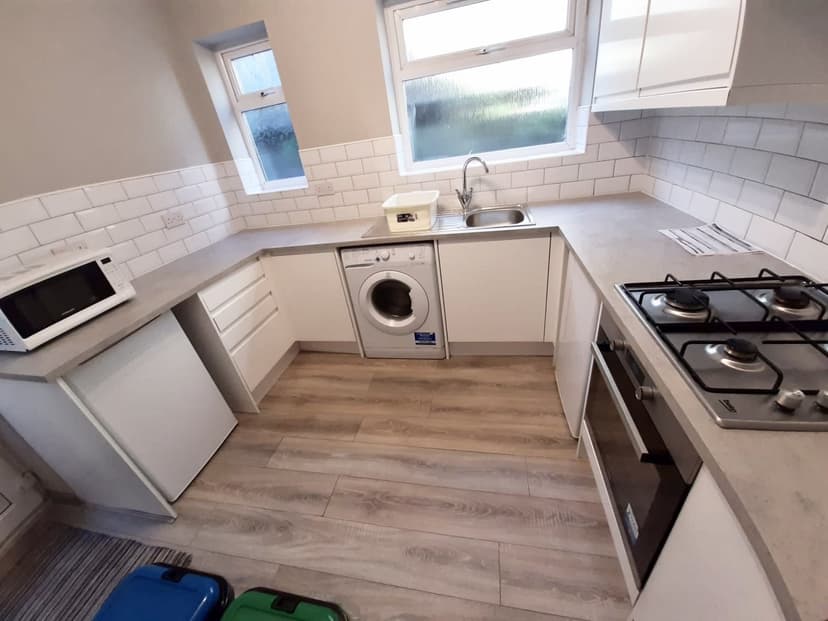 56 Rhondda Street - Image 1