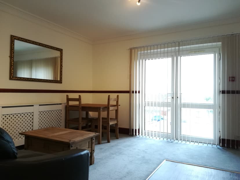 13 Sketty Road - Image 4