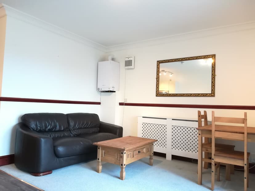 13 Sketty Road - Image 3