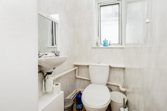 23 Brynymor Crescent - Image 5