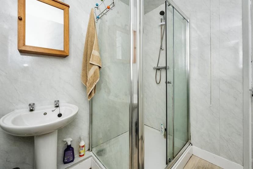 23 Brynymor Crescent - Image 10