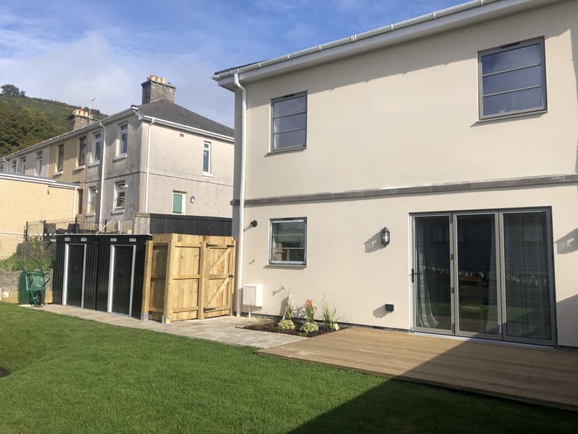 Melyn St Leger Crescent - Image 7