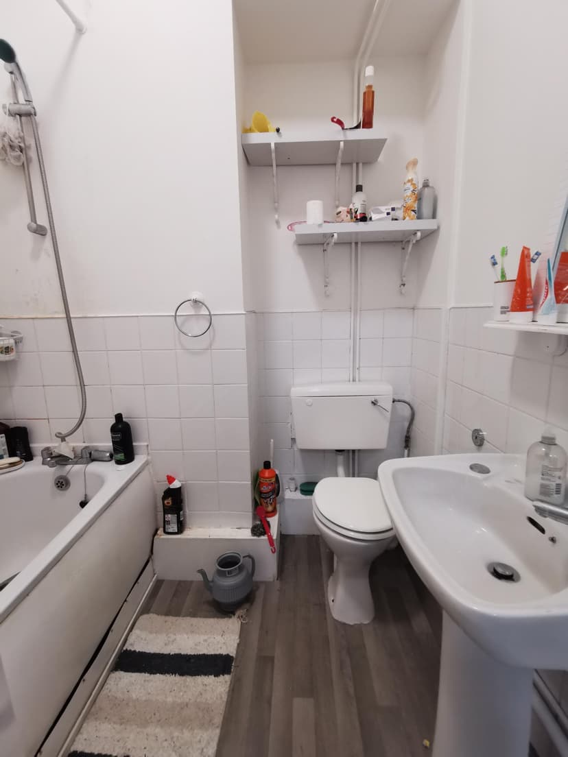 37 Carlton Terrace - Image 5