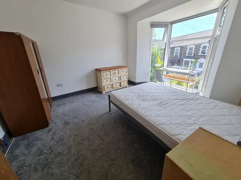 14 Terrace Road - Image 3