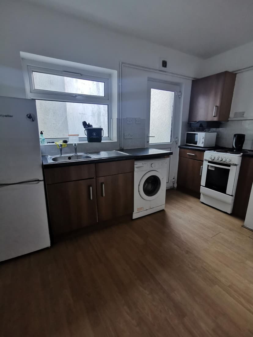 21 Mount Pleasant - Image 3