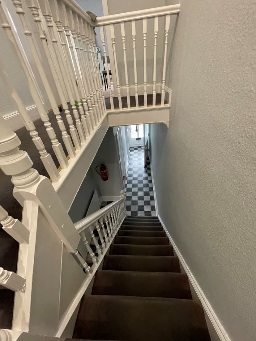 9  Oakwood Road - Image 3