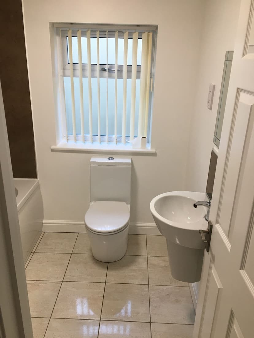 25  Danygraig Road - Image 9