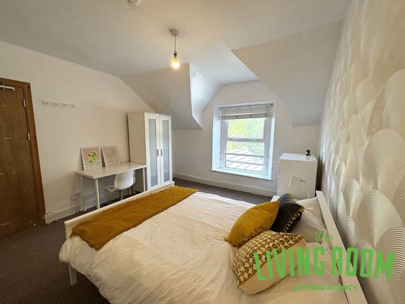 3 Oaklands Terrace - Image 5