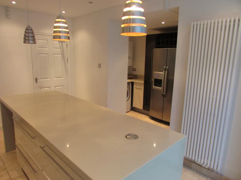 8 Heathfield - Image 5