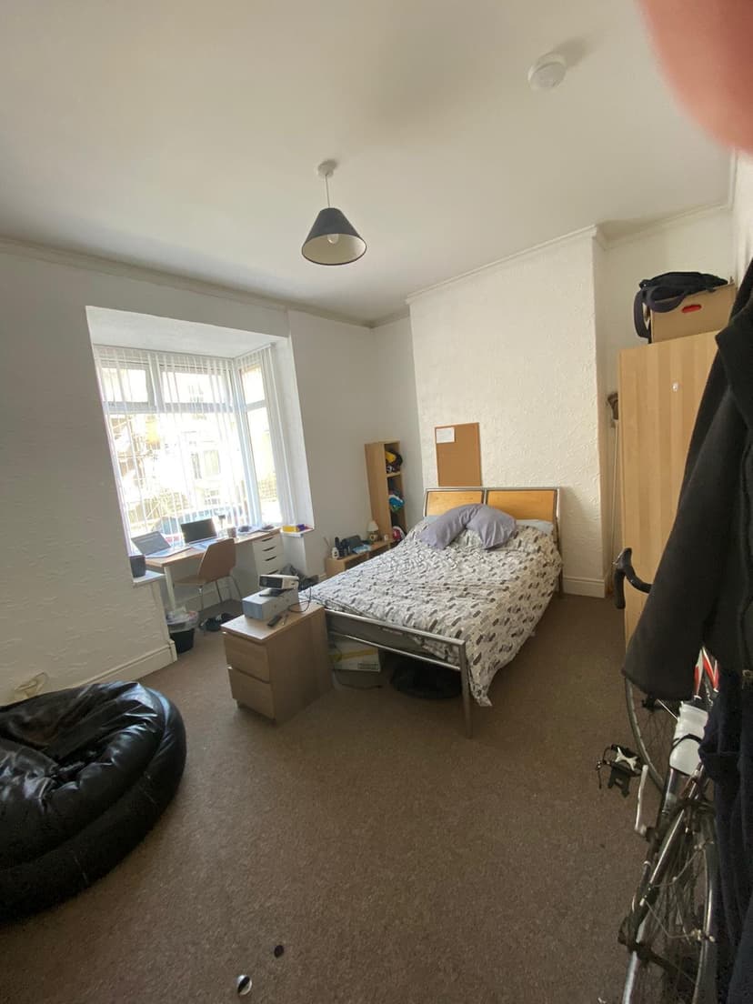 157 King Edward Rd - Image 4