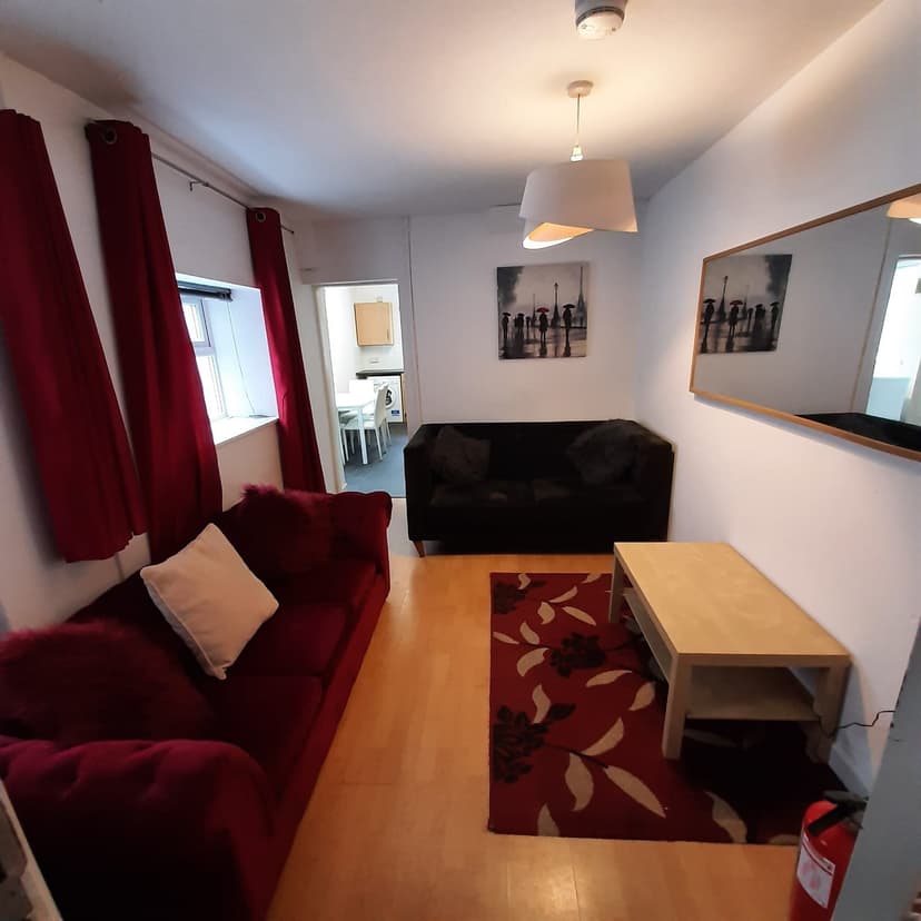 31 Nicholl Street - Image 3